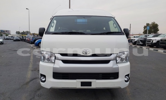 Acheter Occasion Voiture Toyota Hiace Blanc à Brazzaville, Commune de Brazzaville