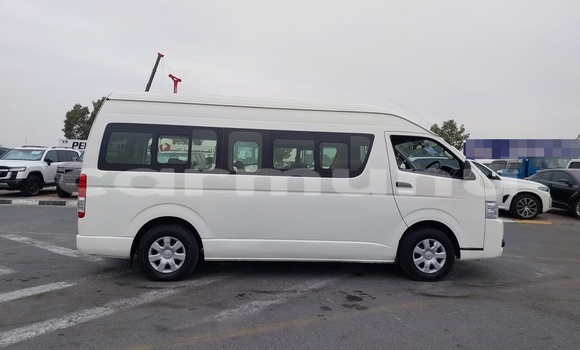 Acheter Occasion Voiture Toyota Hiace Blanc à Brazzaville, Commune de Brazzaville Acheter Occasion Voiture Toyota Hiace Blanc à Brazzaville, Commune de Brazzaville
