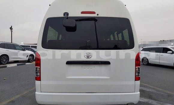 Acheter Occasion Voiture Toyota Hiace Blanc à Brazzaville, Commune de Brazzaville Acheter Occasion Voiture Toyota Hiace Blanc à Brazzaville, Commune de Brazzaville