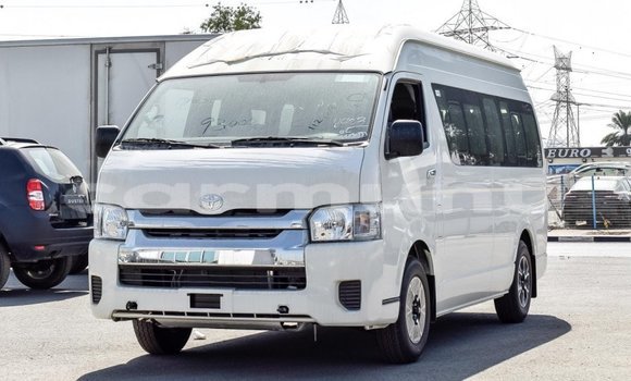 Buy Import Toyota Hiace White Car in Import - Dubai in Region of Bouenza Buy Import Toyota Hiace White Car in Import - Dubai in Region of Bouenza