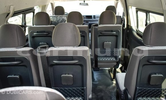 Buy Import Toyota Hiace White Car in Import - Dubai in Region of Bouenza Buy Import Toyota Hiace White Car in Import - Dubai in Region of Bouenza