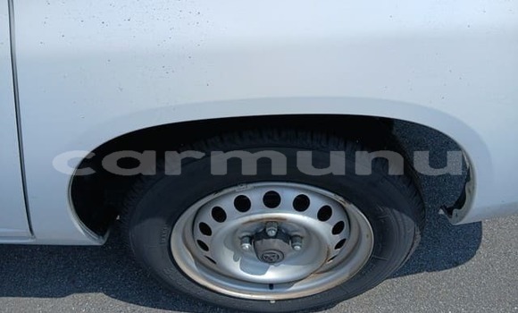 Acheter Import Voiture Toyota Probox Blanc à Nkayi, Région de la Bouenza Acheter Import Voiture Toyota Probox Blanc à Nkayi, Région de la Bouenza