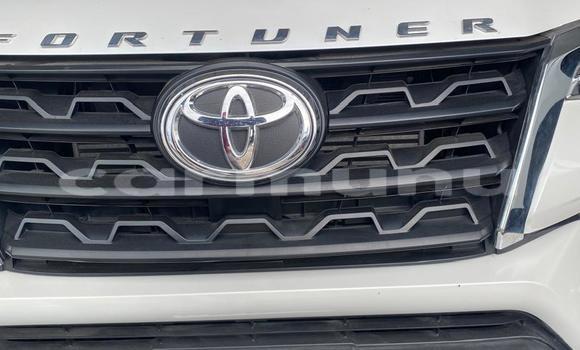 Acheter Occasion Voiture Toyota 4Runner Blanc à Pointe–Noire, Région du Kouilou