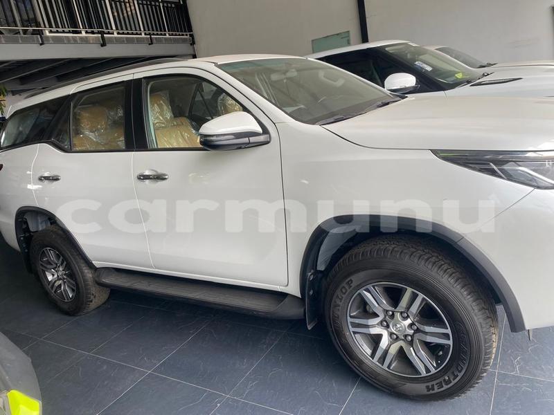Big with watermark toyota 4runner region du kouilou pointe noire 9259