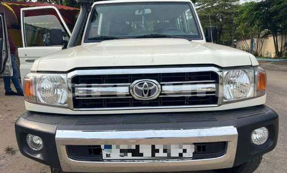 Acheter Occasion Voiture Toyota Land Cruiser Blanc à Brazzaville, Commune de Brazzaville