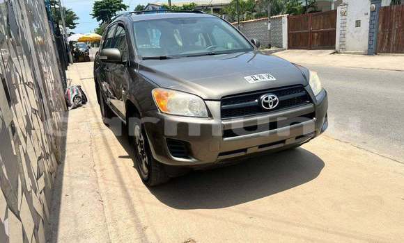 Acheter Occasion Voiture Toyota RAV4 Autre à Brazzaville, Commune de Brazzaville Acheter Occasion Voiture Toyota RAV4 Autre à Brazzaville, Commune de Brazzaville