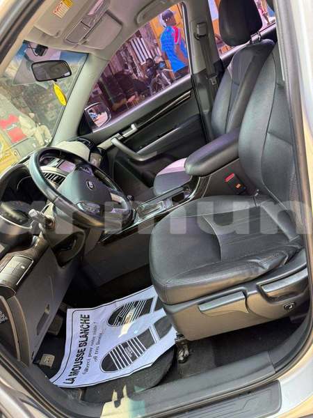 Big with watermark kia sorento commune de brazzaville brazzaville 9287