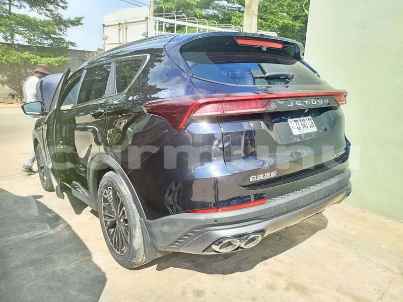 Big with watermark jeep grand cherokee commune de brazzaville brazzaville 9293