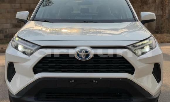 Acheter Occasion Voiture Toyota RAV4 Blanc à Brazzaville, Commune de Brazzaville