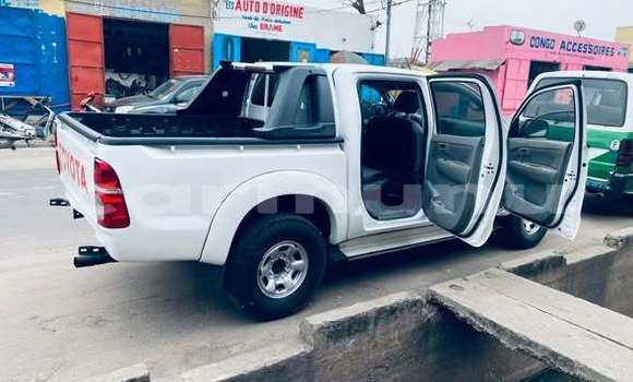 Acheter Occasion Voiture Toyota Hilux Autre à Brazzaville, Commune de Brazzaville Acheter Occasion Voiture Toyota Hilux Autre à Brazzaville, Commune de Brazzaville