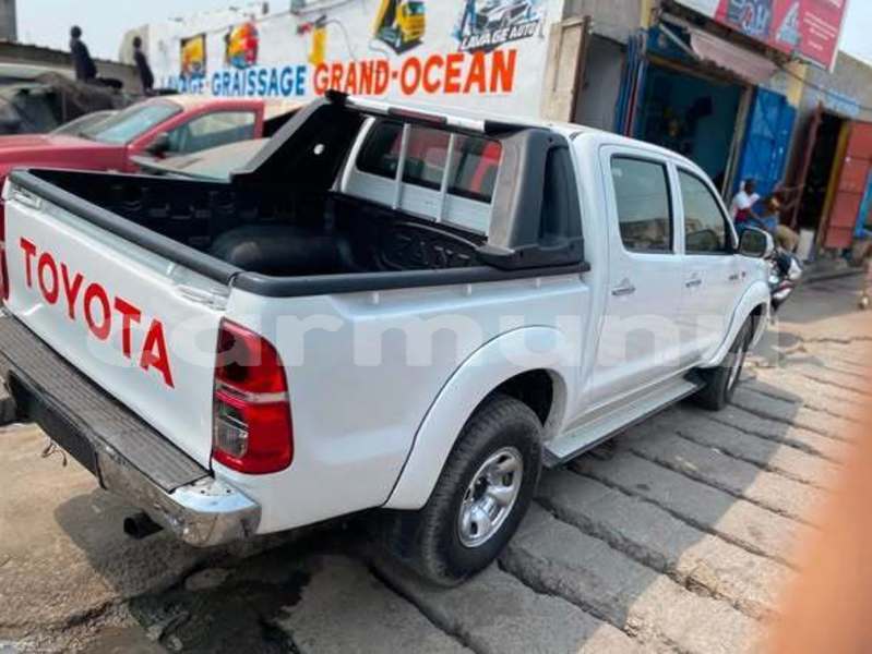 Big with watermark toyota hilux commune de brazzaville brazzaville 9336