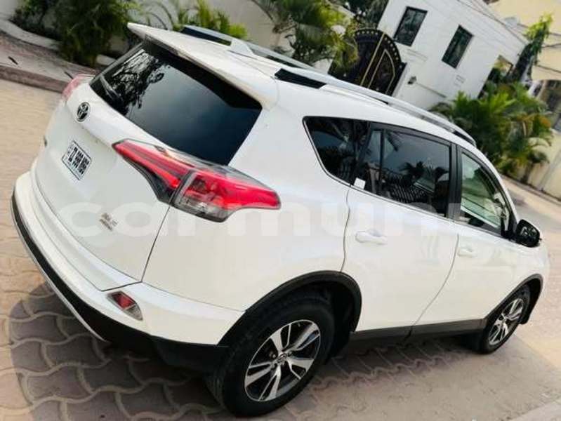 Big with watermark toyota rav4 commune de brazzaville brazzaville 9346