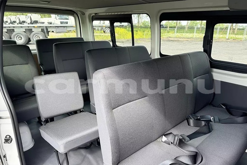 Big with watermark toyota hiace commune de brazzaville brazzaville 9348
