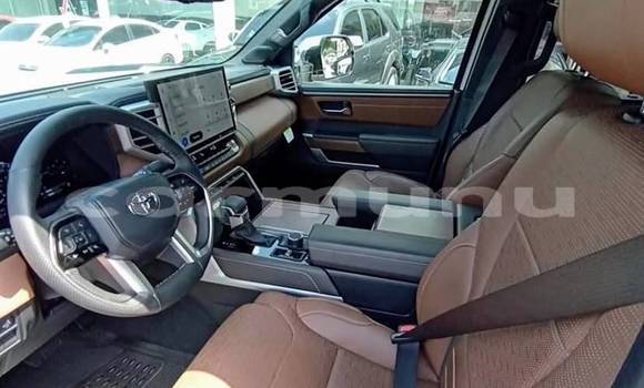 Buy Used Toyota Tundra White Car in Brazzaville in Municipality of Brazzaville Buy Used Toyota Tundra White Car in Brazzaville in Municipality of Brazzaville