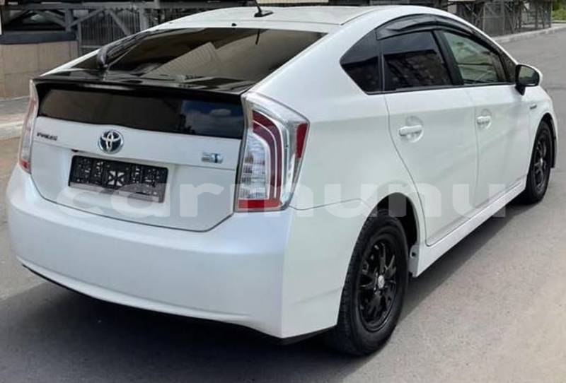 Big with watermark toyota prius commune de brazzaville brazzaville 9353
