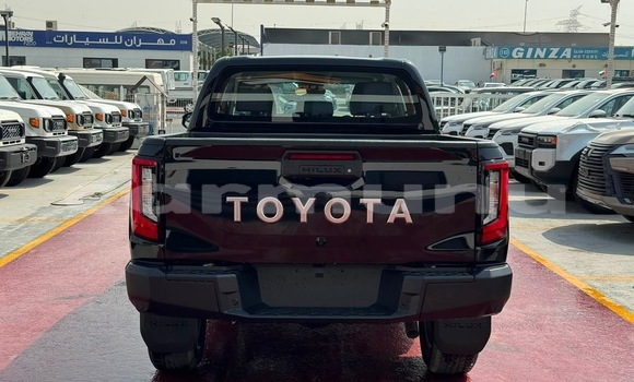 Acheter Neuf Voiture Toyota Hilux Noir à Brazzaville, Commune de Brazzaville Acheter Neuf Voiture Toyota Hilux Noir à Brazzaville, Commune de Brazzaville