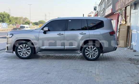 Acheter Occasion Voiture Toyota Land Cruiser Blanc à Brazzaville, Commune de Brazzaville Acheter Occasion Voiture Toyota Land Cruiser Blanc à Brazzaville, Commune de Brazzaville