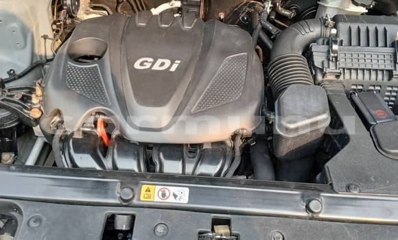 Buy Used Hyundai Santa Fe Silver Car in Brazzaville in Municipality of Brazzaville Buy Used Hyundai Santa Fe Silver Car in Brazzaville in Municipality of Brazzaville