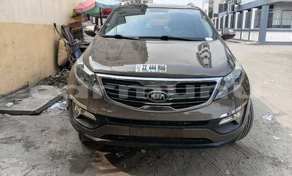 Acheter Occasion Voiture Kia Sportage Marron à Djambala, Plateaux