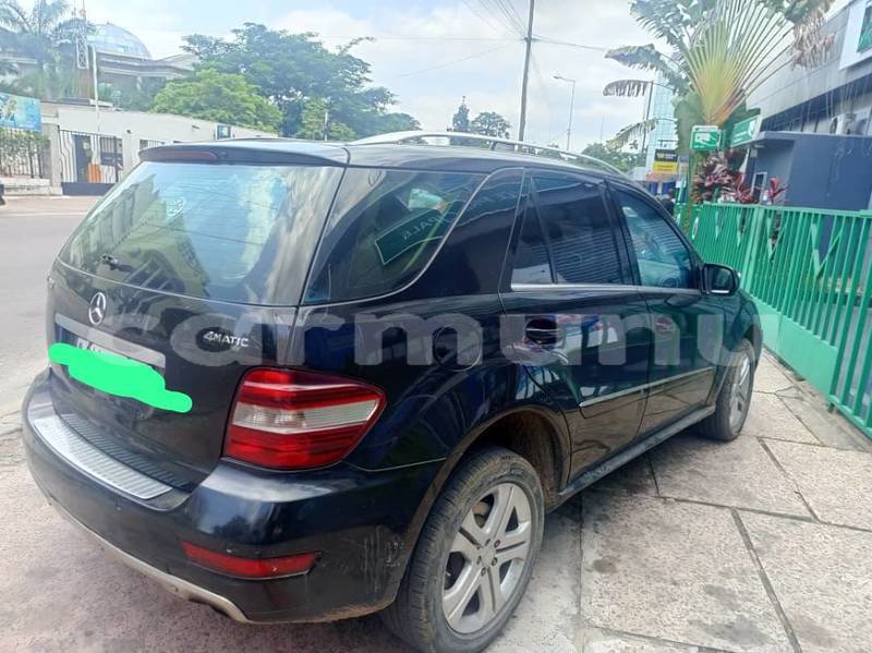 Big with watermark mercedes viano commune de brazzaville brazzaville 9368