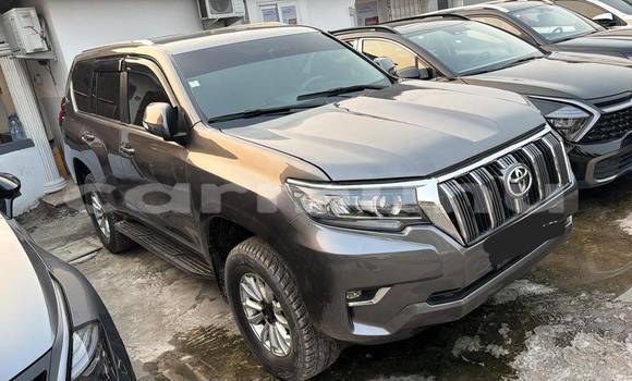Acheter Occasion Voiture Toyota Prado Gris à Brazzaville, Commune de Brazzaville