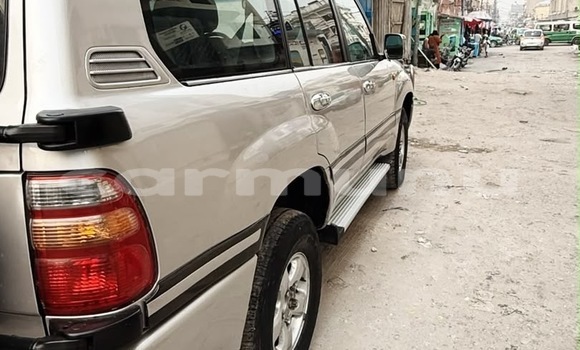 Buy Used Toyota Land Cruiser Silver Car in Brazzaville in Municipality of Brazzaville Buy Used Toyota Land Cruiser Silver Car in Brazzaville in Municipality of Brazzaville