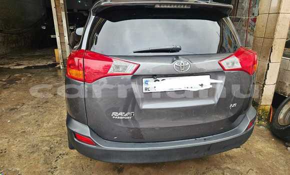 Acheter Occasion Voiture Toyota RAV4 Gris à Brazzaville, Commune de Brazzaville Acheter Occasion Voiture Toyota RAV4 Gris à Brazzaville, Commune de Brazzaville