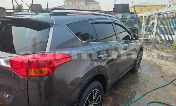 Acheter Occasion Voiture Toyota RAV4 Gris à Brazzaville, Commune de Brazzaville Acheter Occasion Voiture Toyota RAV4 Gris à Brazzaville, Commune de Brazzaville