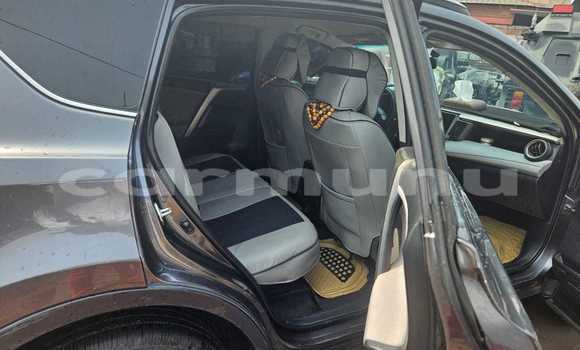 Acheter Occasion Voiture Toyota RAV4 Gris à Brazzaville, Commune de Brazzaville Acheter Occasion Voiture Toyota RAV4 Gris à Brazzaville, Commune de Brazzaville