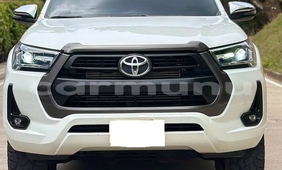Acheter Occasion Voiture Toyota Hilux Blanc à Brazzaville, Commune de Brazzaville Acheter Occasion Voiture Toyota Hilux Blanc à Brazzaville, Commune de Brazzaville