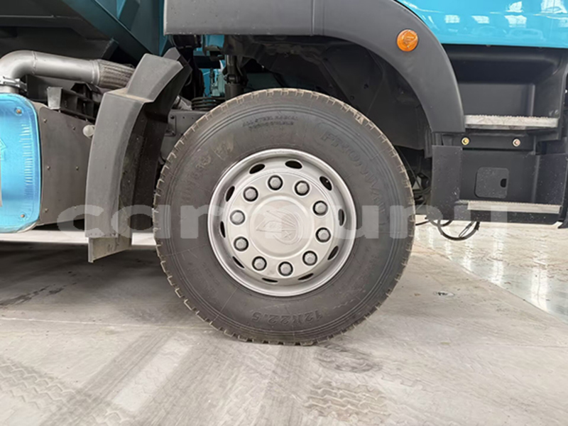 Big with watermark volvo f4 region du kouilou pointe noire 9392