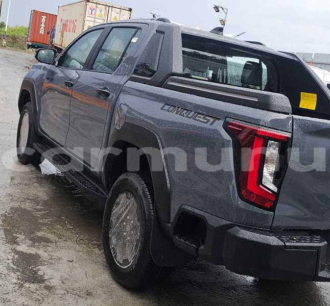 Big with watermark toyota hilux region de la bouenza import dubai 9393