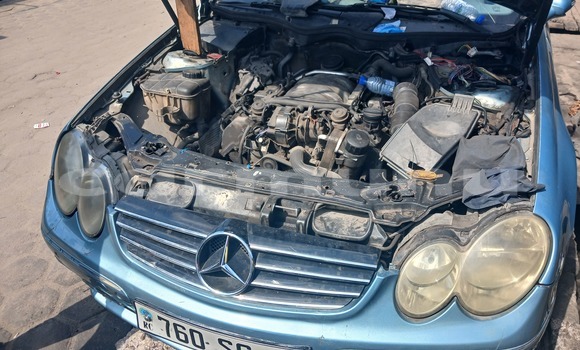 Acheter Occasion Voiture Mercedes-Benz CLK–Class Bleu à Brazzaville, Commune de Brazzaville