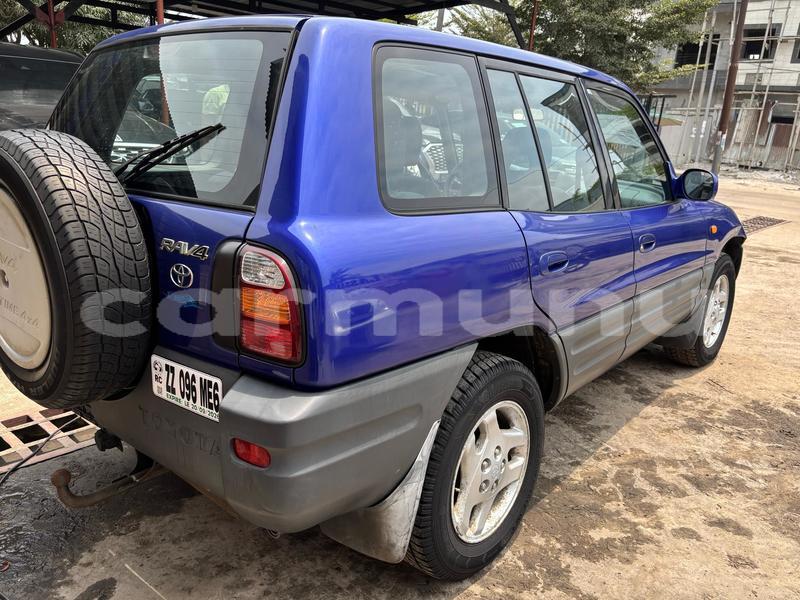 Big with watermark toyota rav4 region du kouilou pointe noire 9404