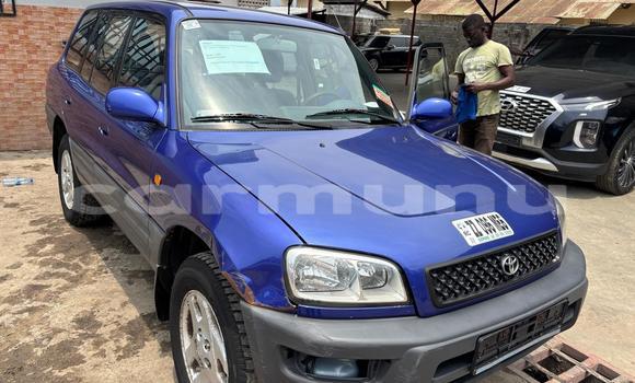Acheter Import Voiture Toyota RAV4 Bleu à Pointe–Noire, Région du Kouilou Acheter Import Voiture Toyota RAV4 Bleu à Pointe–Noire, Région du Kouilou