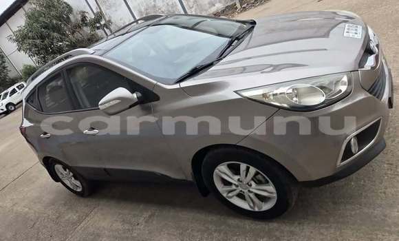 Acheter Occasion Voiture Hyundai Tucson Gris à Brazzaville, Commune de Brazzaville Acheter Occasion Voiture Hyundai Tucson Gris à Brazzaville, Commune de Brazzaville