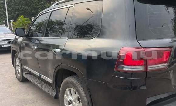 Acheter Occasion Voiture Toyota Land Cruiser Noir à Brazzaville, Commune de Brazzaville Acheter Occasion Voiture Toyota Land Cruiser Noir à Brazzaville, Commune de Brazzaville