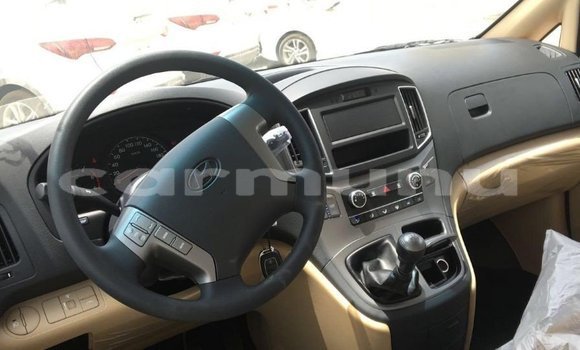 Buy Import Hyundai Chorus White Truck in Import - Dubai in Region of Bouenza Buy Import Hyundai Chorus White Truck in Import - Dubai in Region of Bouenza