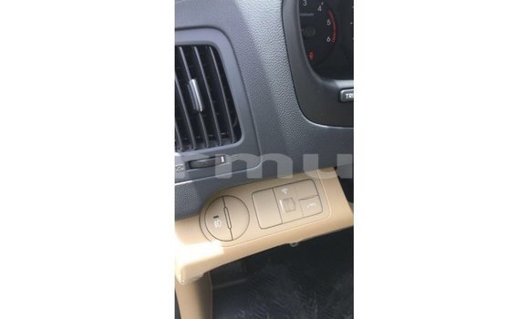 Buy Import Hyundai Chorus White Truck in Import - Dubai in Region of Bouenza Buy Import Hyundai Chorus White Truck in Import - Dubai in Region of Bouenza