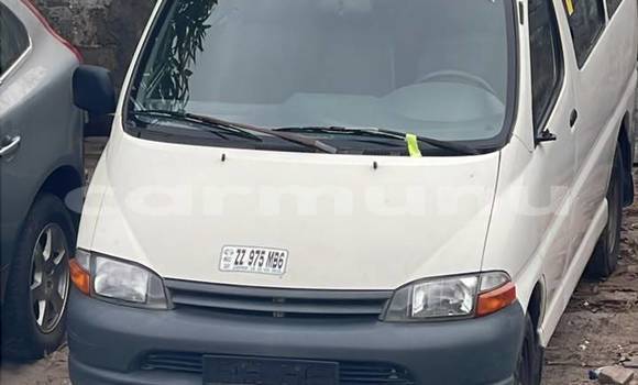 Acheter Occasion Voiture Toyota Hiace Blanc à Pointe–Noire, Région du Kouilou Acheter Occasion Voiture Toyota Hiace Blanc à Pointe–Noire, Région du Kouilou