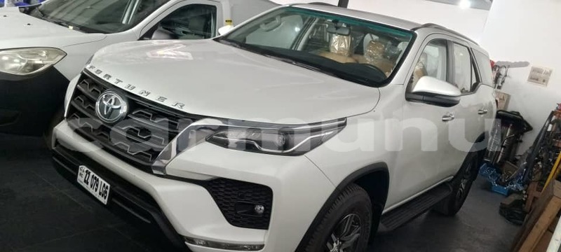Big with watermark toyota fortuner region du kouilou pointe noire 9451