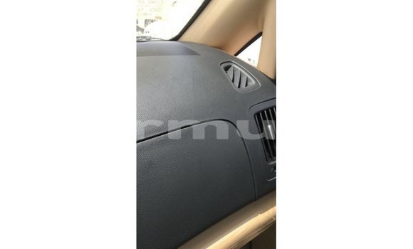 Buy Import Hyundai Chorus White Truck in Import - Dubai in Region of Bouenza Buy Import Hyundai Chorus White Truck in Import - Dubai in Region of Bouenza