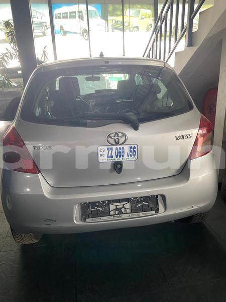 Big with watermark toyota yaris region du kouilou pointe noire 9454
