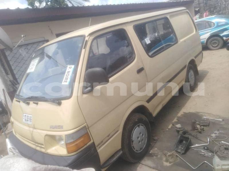 Big with watermark toyota hiace region du kouilou pointe noire 9455