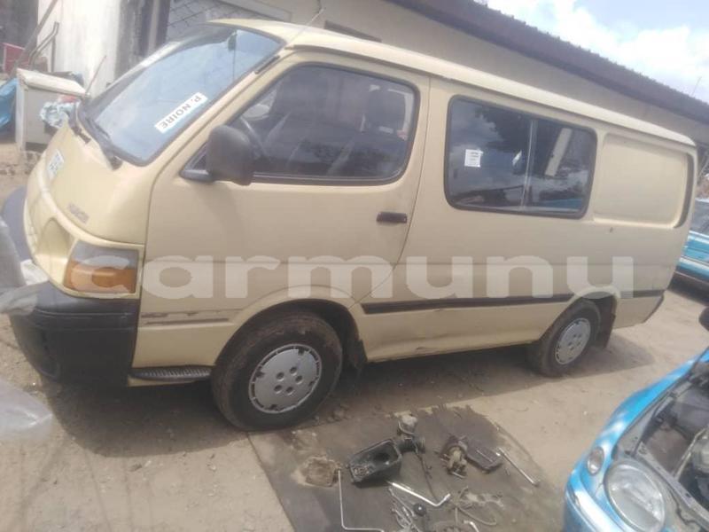 Big with watermark toyota hiace region du kouilou pointe noire 9455