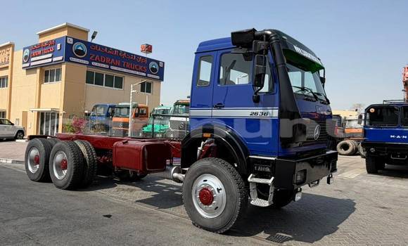 Acheter Import Utilitaire Mercedes‒Benz Truck Bleu à Import - Dubai, Région de la Bouenza Acheter Import Utilitaire Mercedes‒Benz Truck Bleu à Import - Dubai, Région de la Bouenza