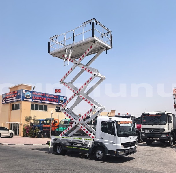 Big with watermark mercedes benz atego region de la bouenza import dubai 9459