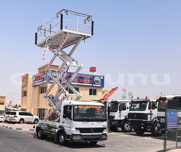 Big with watermark mercedes benz atego region de la bouenza import dubai 9459