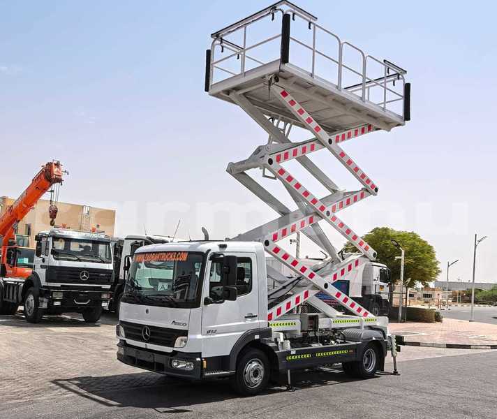 Big with watermark mercedes benz atego region de la bouenza import dubai 9459