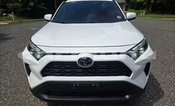 Acheter Occasion Voiture Toyota RAV4 Blanc à Dolisie, Région du Niari